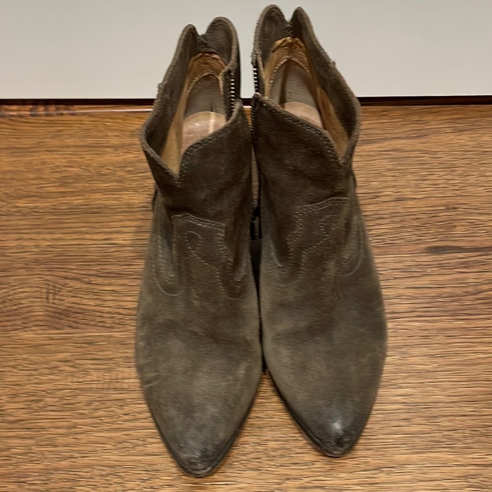 Frye Renee Seam Short Suede Ankle boot